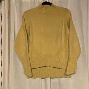 Halara Mock Neck Sweater - M